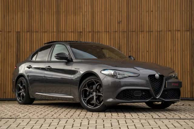 Alfa Romeo Giulia (2022) thumbnail 3