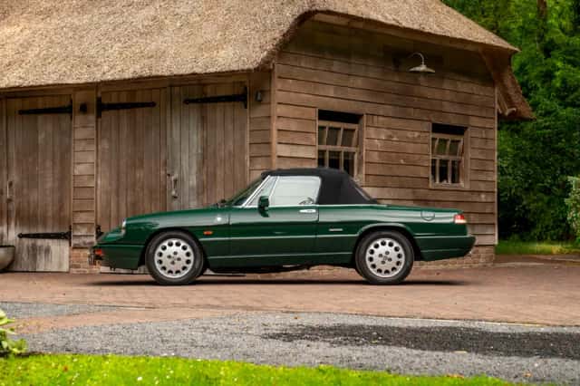 Alfa Romeo Spider (1992) thumbnail 4