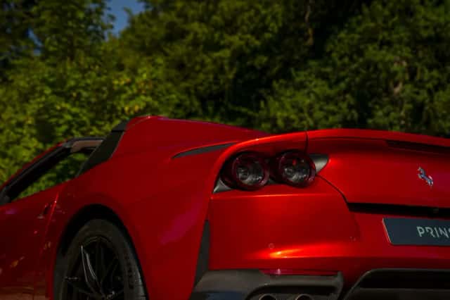 Ferrari 812 GTS (2024) thumbnail 6