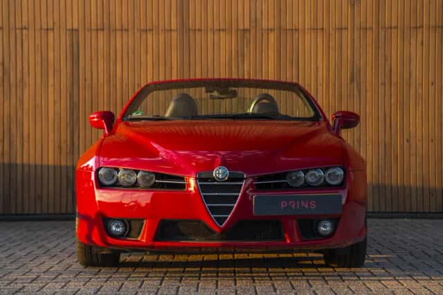 Alfa Romeo Spider (2007) thumbnail 2