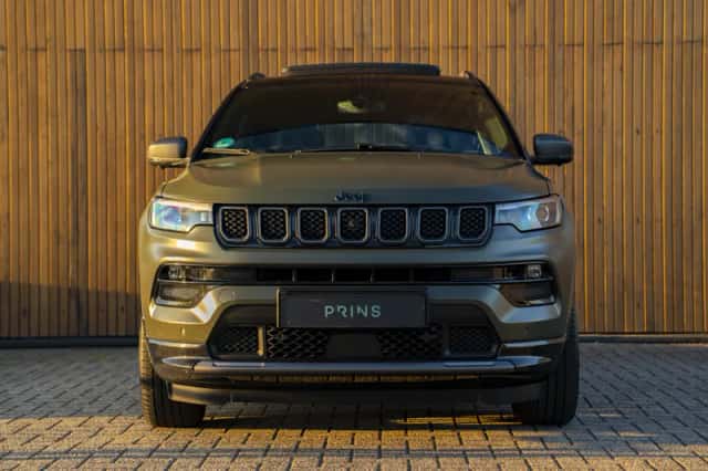 Jeep Compass (2021) thumbnail 2