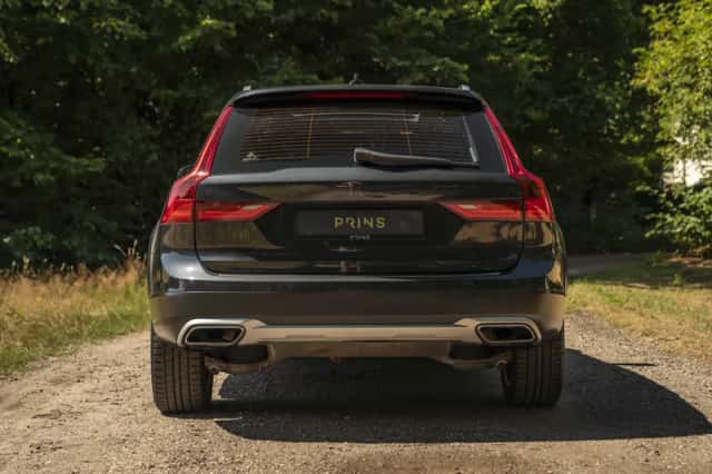 Volvo V90 (2017) thumbnail 5