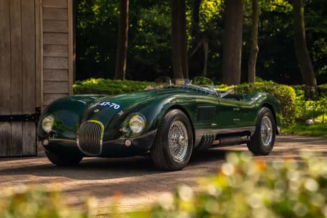 Jaguar C-Type (1967) thumbnail 2