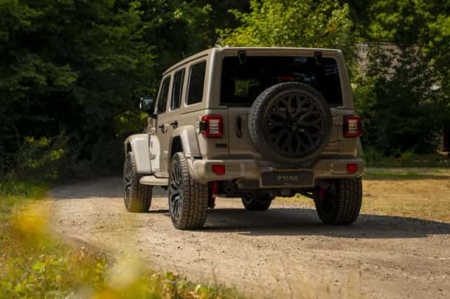 Jeep Wrangler (2021) thumbnail 6