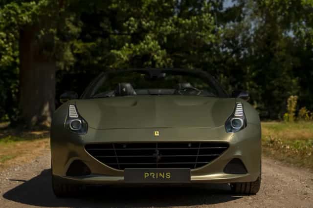 Ferrari California (2016) thumbnail 2