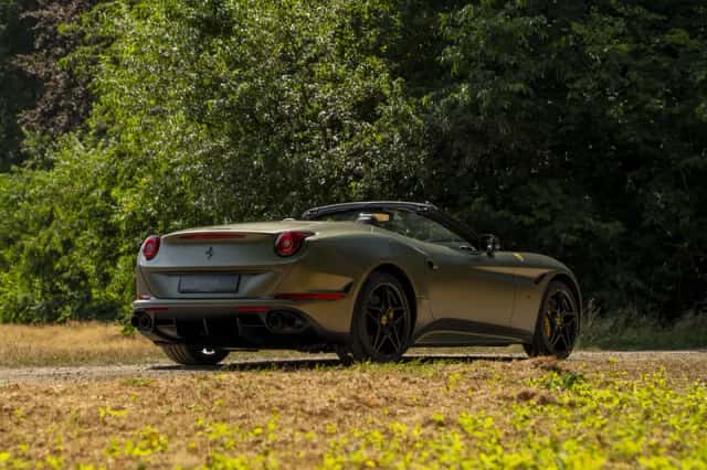 Ferrari California (2016) thumbnail 4