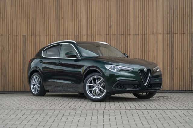 Alfa Romeo Stelvio (2020) thumbnail 3