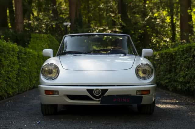 Alfa Romeo Spider (1993) thumbnail 2