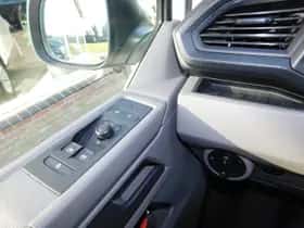 Volkswagen Transporter (2021) thumbnail 18