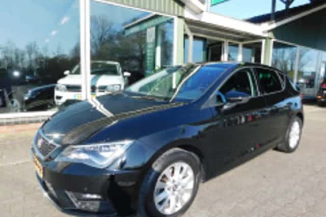 SEAT Leon (2019) thumbnail 6