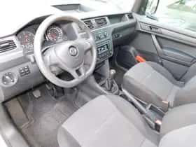Volkswagen Caddy (2018) thumbnail 2