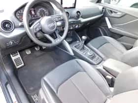 Audi Q2 thumbnail 2