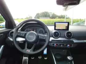 Audi Q2 (2017) thumbnail 3
