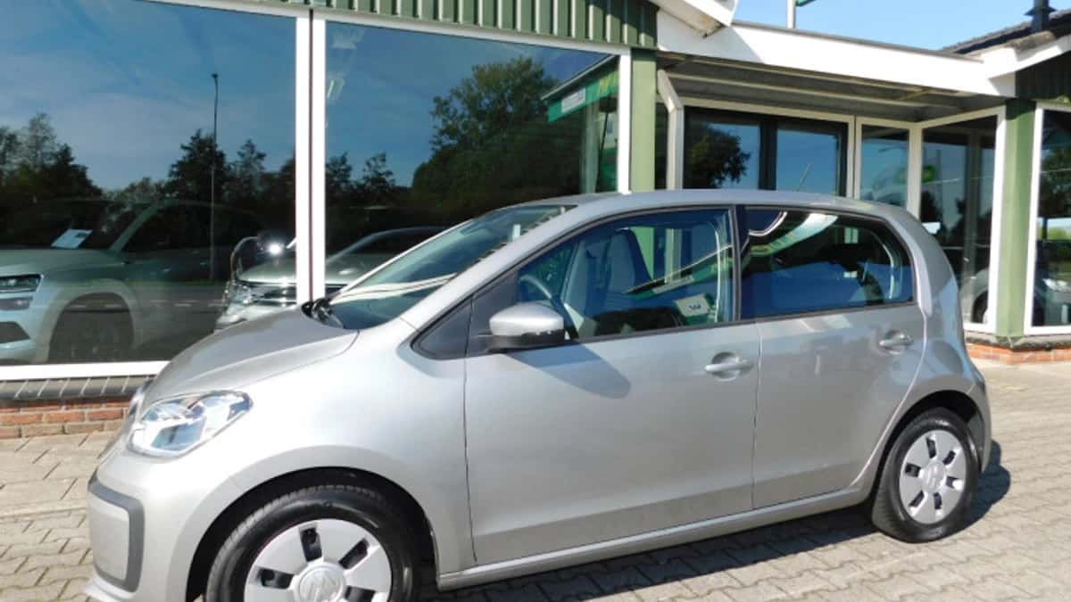 Volkswagen Up (2019) — foto 1