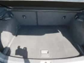 Volkswagen Golf thumbnail 50