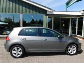 Volkswagen Golf thumbnail 9