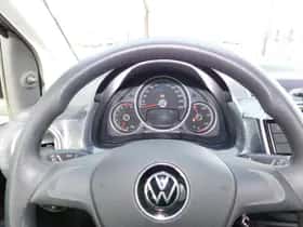 Volkswagen Up (2023) thumbnail 16