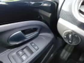Volkswagen Up (2023) thumbnail 42