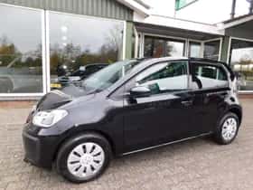 Volkswagen Up (2018) thumbnail 11