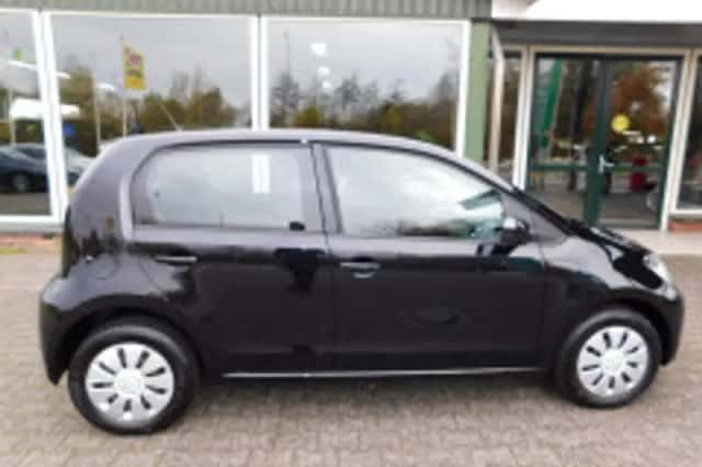 Volkswagen Up (2018) thumbnail 4
