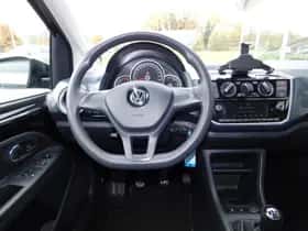 Volkswagen Up (2018) thumbnail 62
