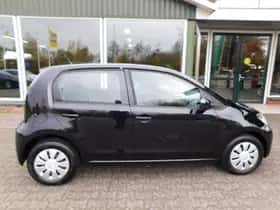 Volkswagen Up (2018) thumbnail 10