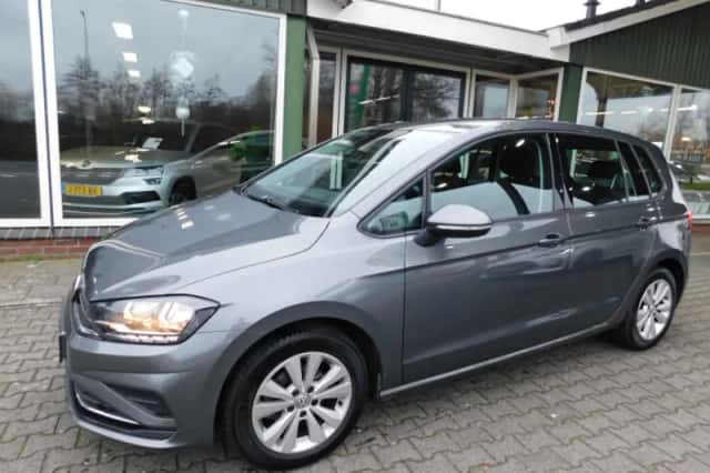 Volkswagen Golf-sportsvan (2019) thumbnail 1