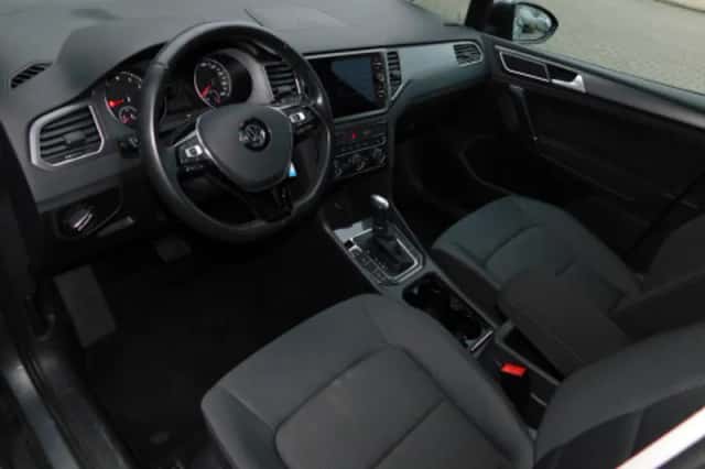 Volkswagen Golf-sportsvan (2019) thumbnail 2