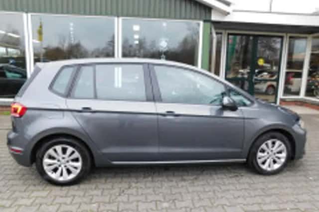 Volkswagen Golf-sportsvan (2019) thumbnail 4