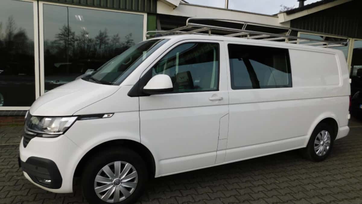 Volkswagen Transporter (2021) — foto 1