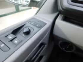 Volkswagen Transporter (2021) thumbnail 46