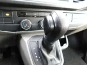 Volkswagen Transporter (2021) thumbnail 47