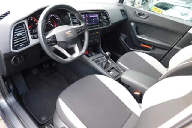 SEAT Ateca (2022) thumbnail 2