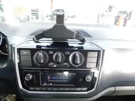 Volkswagen Up (2020) thumbnail 19