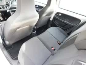 Volkswagen Up (2020) thumbnail 21