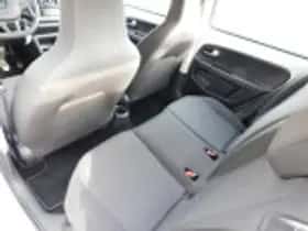 Volkswagen Up (2020) thumbnail 45