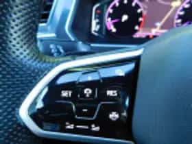 Volkswagen Tiguan (2022) thumbnail 54