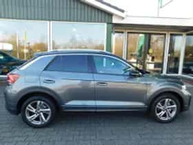 Volkswagen T-Roc (2025) thumbnail 4
