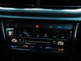 Volkswagen T-Roc (2025) thumbnail 59