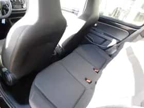 Volkswagen Up (2017) thumbnail 23