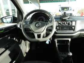 Volkswagen Up (2017) thumbnail 62
