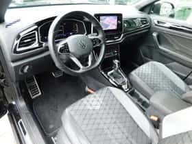 Volkswagen T-Roc (2023) thumbnail 2