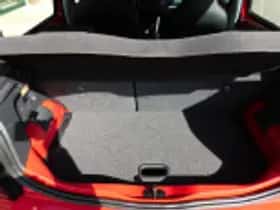 Volkswagen Up thumbnail 48