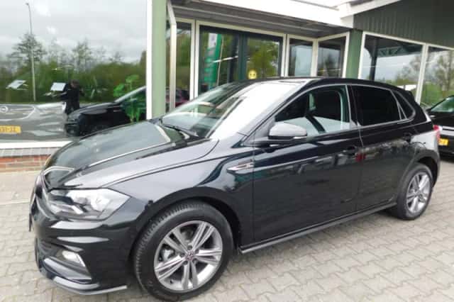 Volkswagen Polo (2021) thumbnail 1
