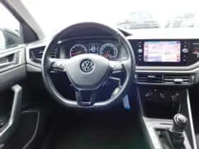 Volkswagen Polo (2021) thumbnail 3
