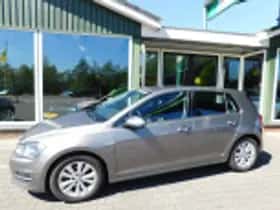 Volkswagen Golf (2015) thumbnail 41