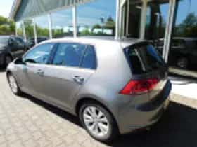 Volkswagen Golf (2015) thumbnail 49