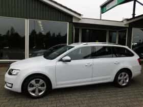 Škoda Octavia (2015) thumbnail 66