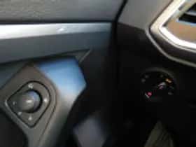 SEAT Ateca (2016) thumbnail 54