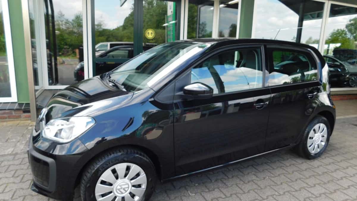 Volkswagen Up (2017) — foto 1